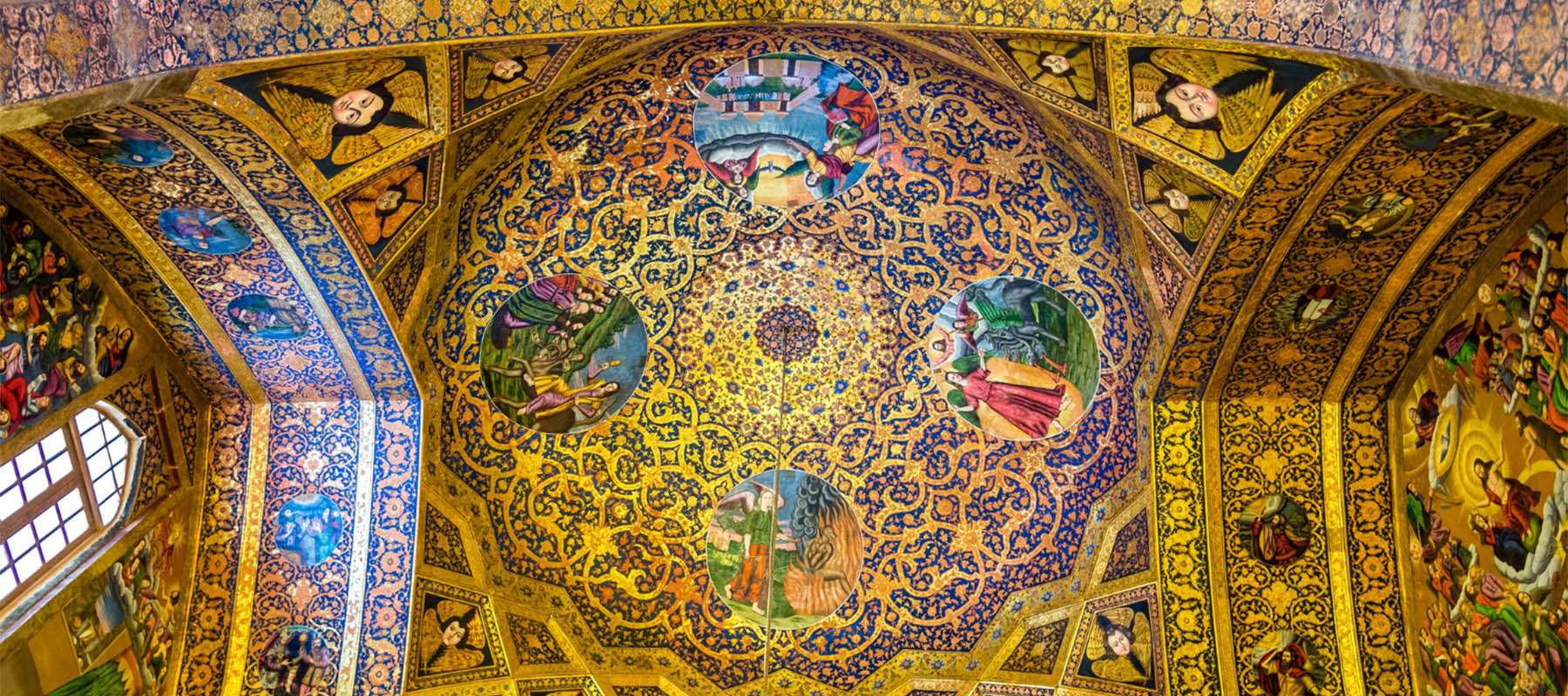 كنيسة وانك في أصفهان: شهادة للجمال والتاريخ